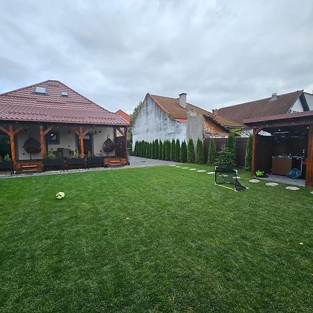 Arbor Inn Braşov Exterior foto