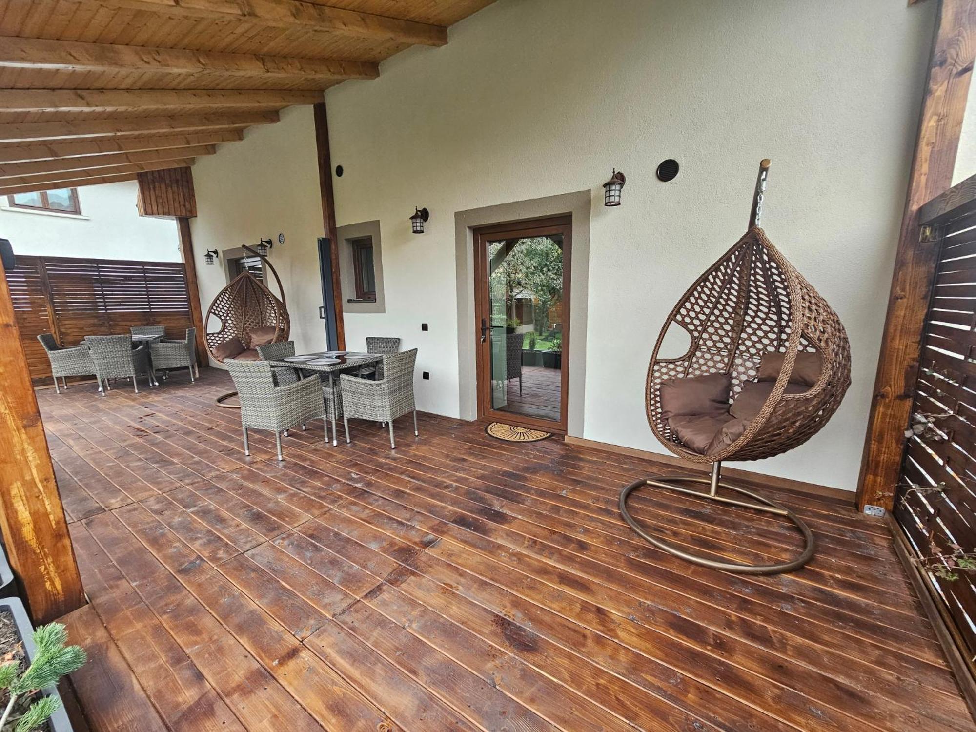 Arbor Inn Braşov Exterior foto